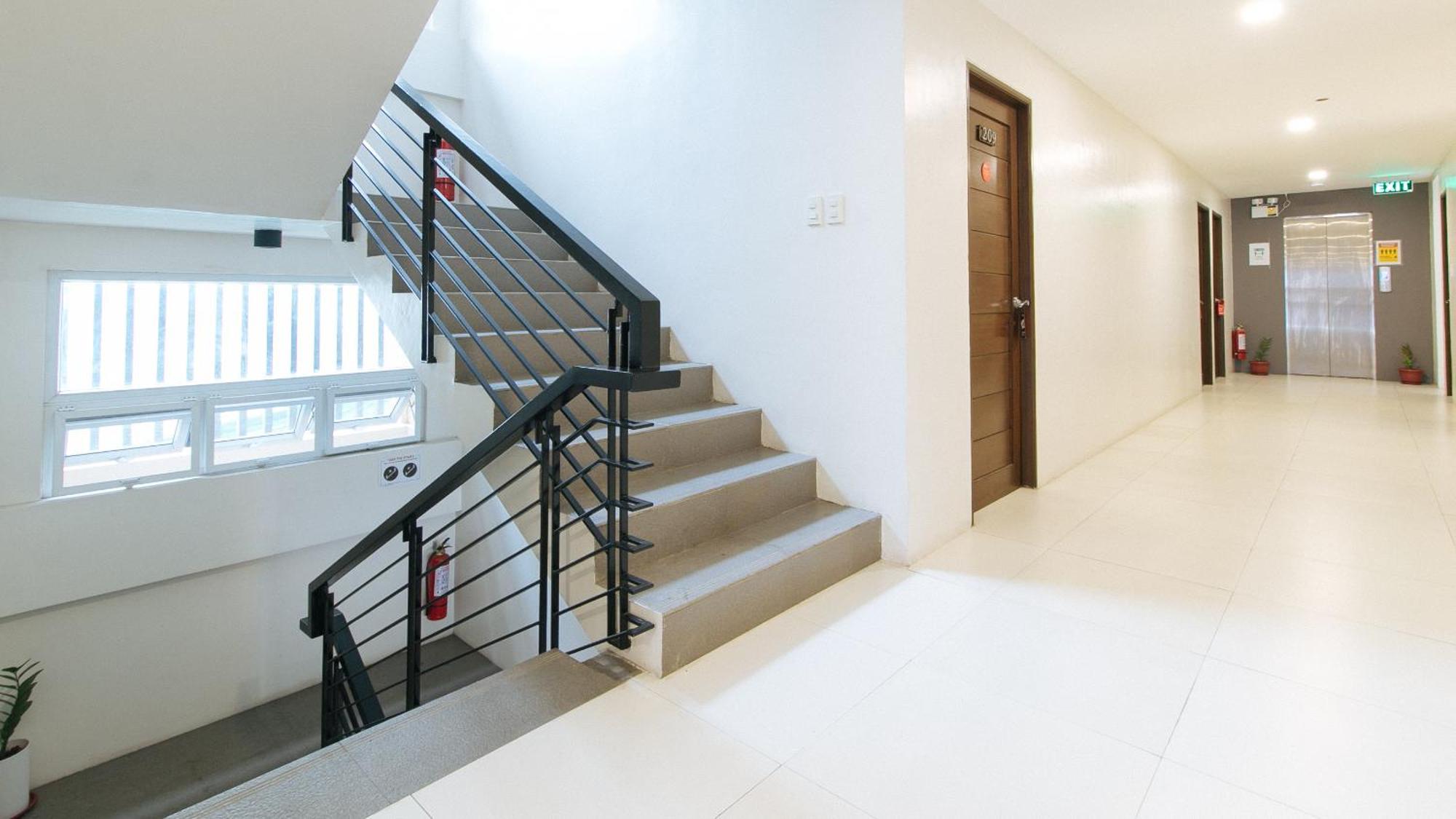 Reddoorz Near Fernwoods Garden Quezon City Exteriér fotografie
